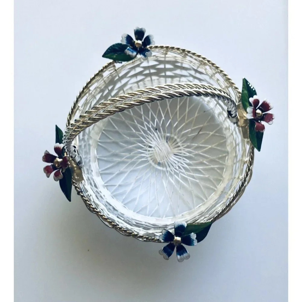Vintage Hand Woven‎ Wire Basket Silver Plated Pretty Flowers Gift- NIB